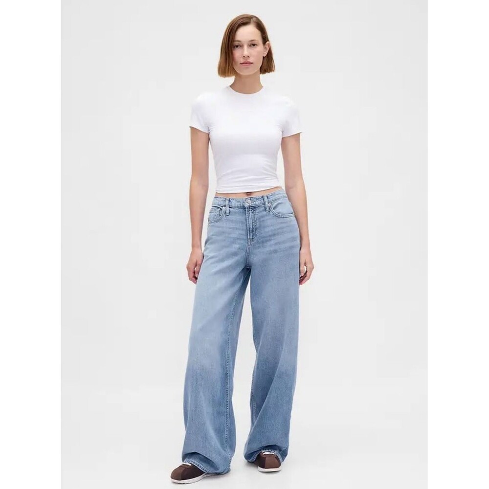 GAP Mid Rise UltraSoft Baggy Jeans Light Indigo Wash Size 29 / 8P Slouchy Soft